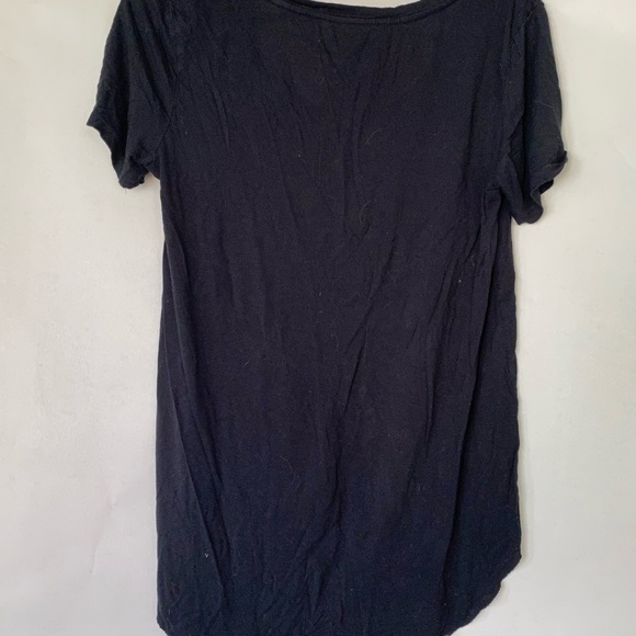 Basic black t-shirt - Picture 2 of 3
